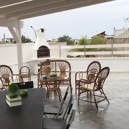 Casa Dai Nonni Ntoni * Acquarica del Capo