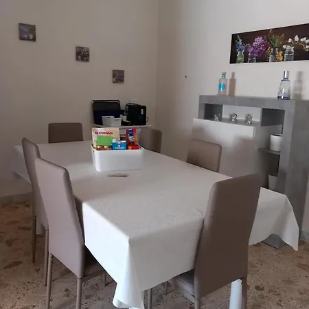 Casa Dai Nonni Ntoni * Acquarica del Capo